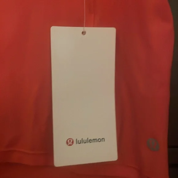 Lululemon Top - Picture 4 of 4
